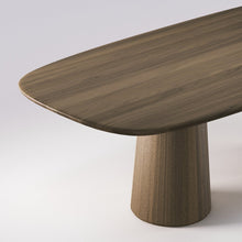 Carica l&#39;immagine nel visualizzatore di Gallery, AMOS DINING TABLE