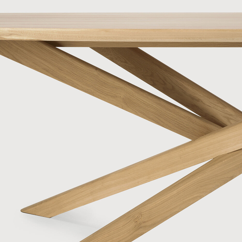Mikado Oval Dining Table Oak
