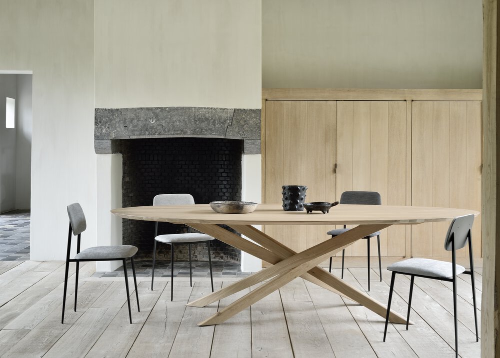 Mikado Oval Dining Table Oak