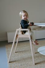 Carica l&#39;immagine nel visualizzatore di Gallery, Robot High Chair
