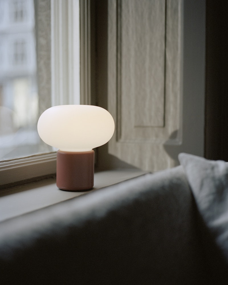 Karl-Johan Portable Table Lamp