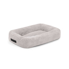 Carica l'immagine nel visualizzatore di Gallery, Dog Bed 55