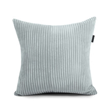 Carica l'immagine nel visualizzatore di Gallery, Pillow Square 43