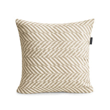 Carica l'immagine nel visualizzatore di Gallery, Pillow Square 43