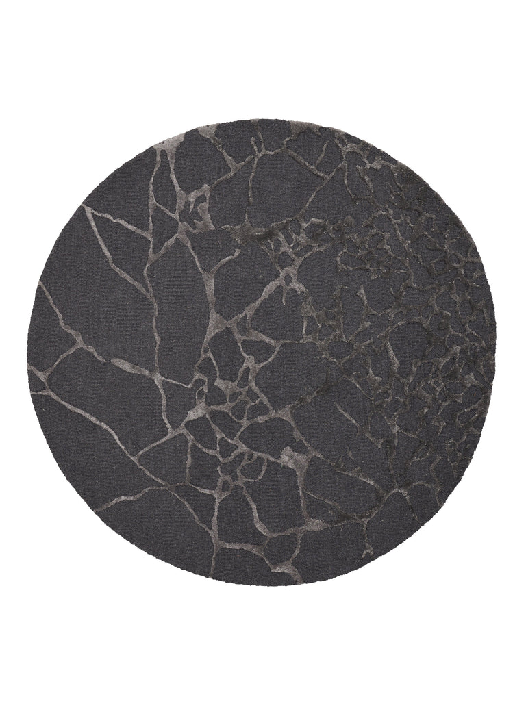 Marmo Charcoal hand-tufted rug – product photo | Linie Design at Bois Blanc Home, Limassol, Cyprus