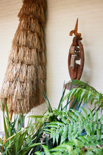 Load image into Gallery viewer, Raffia patio umbrella