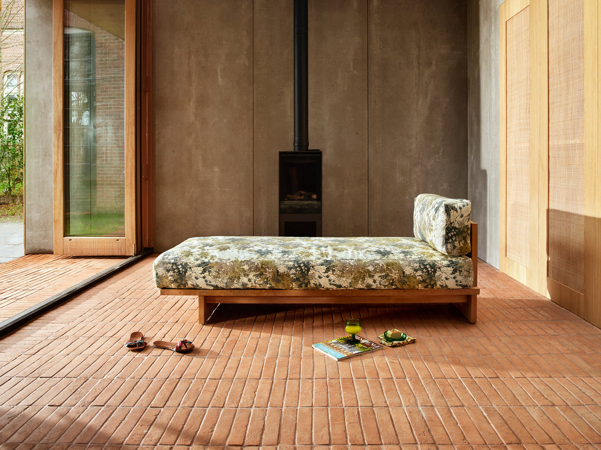 Outdoor daybed teak botanical