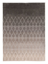 Charger l'image dans la galerie, Misty Silver hand-knotted rug – product photo | Linie Design at Bois Blanc Home, Limassol, Cyprus