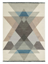 Charger l'image dans la galerie, Freya Green hand-tufted rug – product photo | Linie Design at Bois Blanc Home, Limassol, Cyprus