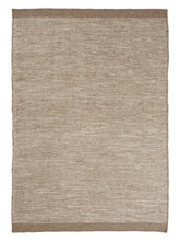 Laden Sie das Bild in den Galerie-Viewer, Asko Lt/Grey hand-woven rug – product photo | Linie Design at Bois Blanc Home, Limassol, Cyprus