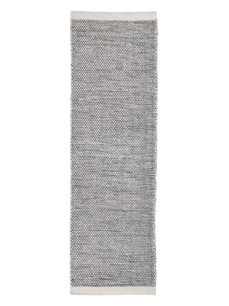 Asko Mixed hand-woven rug – detail 4 | Linie Design at Bois Blanc Home, Limassol, Cyprus
