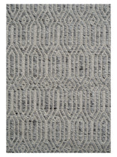 Laden Sie das Bild in den Galerie-Viewer, Justin Grey hand-woven rug – close-up of the texture | Linie Design at Bois Blanc Home, Limassol, Cyprus