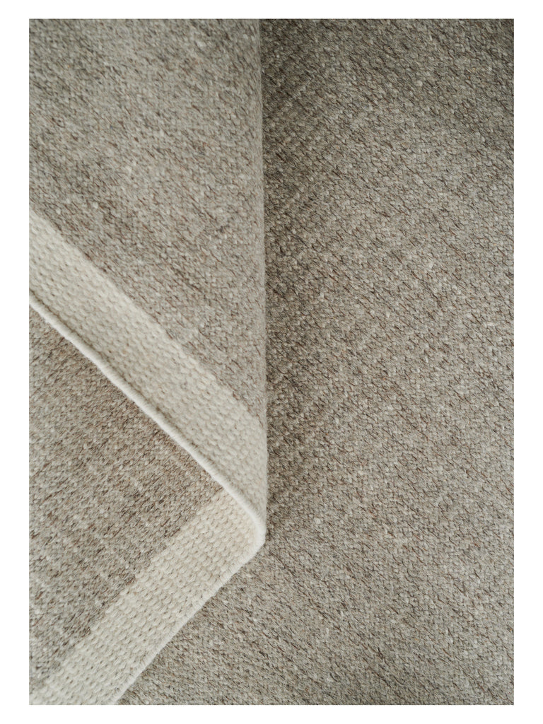 Frode Natural hand-woven rug – close-up of the texture | Linie Design at Bois Blanc Home, Limassol, Cyprus