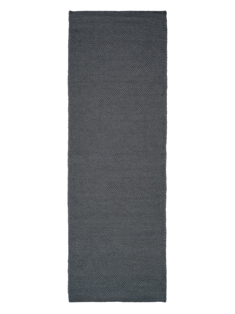 Oksa Ocean hand-woven rug – detail 3 | Linie Design at Bois Blanc Home, Limassol, Cyprus