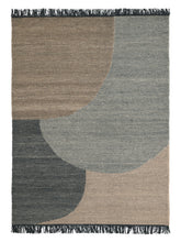 Carica l'immagine nel visualizzatore di Gallery, Eik Charcoal hand-woven rug – product photo | Linie Design at Bois Blanc Home, Limassol, Cyprus