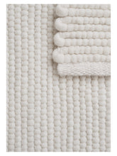 Carica l'immagine nel visualizzatore di Gallery, Agner White hand-woven rug – close-up of the texture | Linie Design at Bois Blanc Home, Limassol, Cyprus