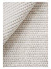 Carica l'immagine nel visualizzatore di Gallery, Agner White hand-woven rug – close-up of the texture | Linie Design at Bois Blanc Home, Limassol, Cyprus