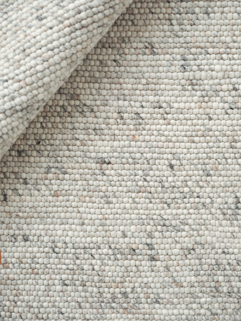 Agner Beige hand-woven rug – detail 6 | Linie Design at Bois Blanc Home, Limassol, Cyprus