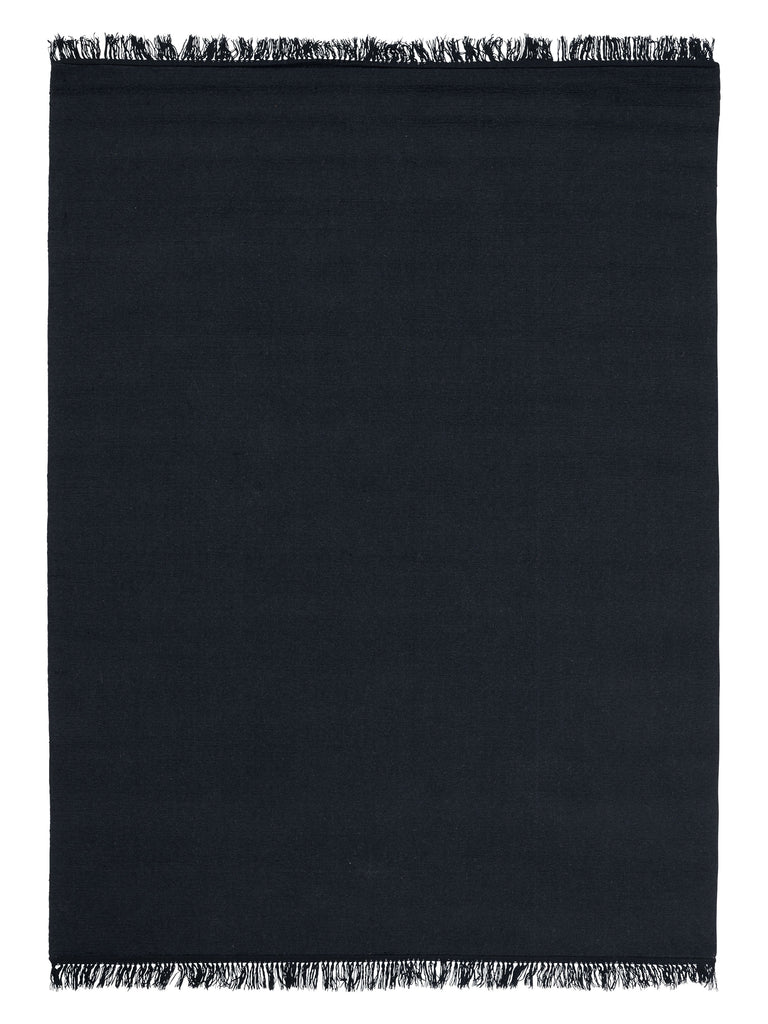 Une Navy loom-knotted rug – product photo | Linie Design at Bois Blanc Home, Limassol, Cyprus