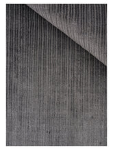 Charger l'image dans la galerie, Cover Stone handloom rug – close-up of the texture | Linie Design at Bois Blanc Home, Limassol, Cyprus