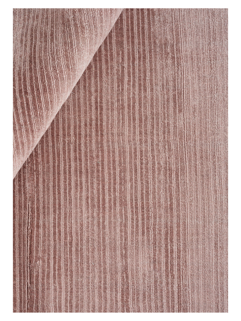 Cover Rose handloom rug – close-up of the texture | Linie Design at Bois Blanc Home, Limassol, Cyprus