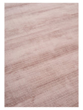 Charger l'image dans la galerie, Cover Rose handloom rug – close-up of the texture | Linie Design at Bois Blanc Home, Limassol, Cyprus