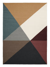 Carica l'immagine nel visualizzatore di Gallery, Metri Mustard hand-woven rug – product photo | Linie Design at Bois Blanc Home, Limassol, Cyprus