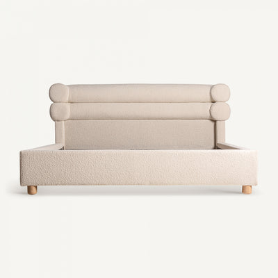 Bouclé bed
