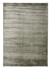 Carica l'immagine nel visualizzatore di Gallery, Edge Green handloom rug – product photo | Linie Design at Bois Blanc Home, Limassol, Cyprus