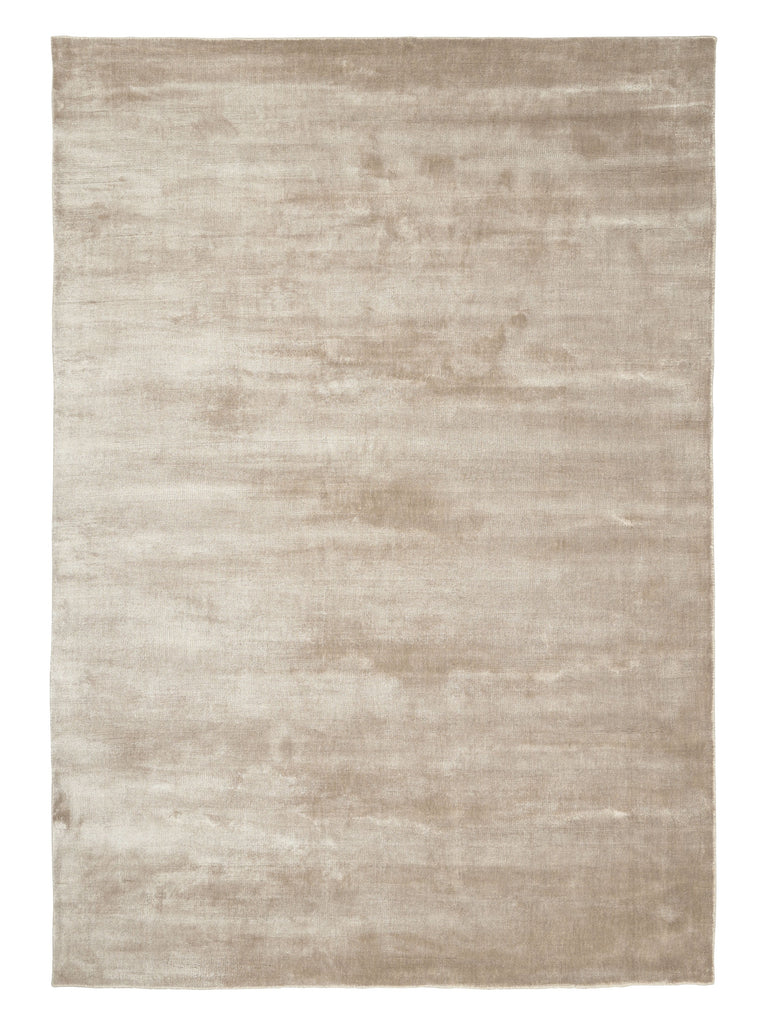Lucens Natural handloom rug – product photo | Linie Design at Bois Blanc Home, Limassol, Cyprus