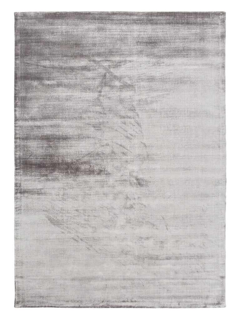 Lucens Silver handloom rug – product photo | Linie Design at Bois Blanc Home, Limassol, Cyprus