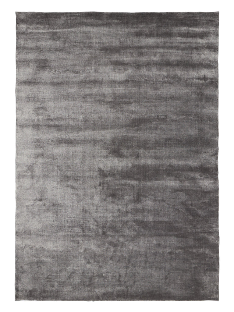 Lucens Steel handloom rug – product photo | Linie Design at Bois Blanc Home, Limassol, Cyprus