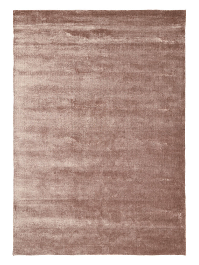 Lucens Rose handloom rug – product photo | Linie Design at Bois Blanc Home, Limassol, Cyprus
