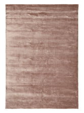 Charger l'image dans la galerie, Lucens Rose handloom rug – product photo | Linie Design at Bois Blanc Home, Limassol, Cyprus