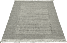 Carica l'immagine nel visualizzatore di Gallery, Sera Rug incl. Underlay