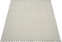 Carica l'immagine nel visualizzatore di Gallery, Sera Rug incl. Underlay