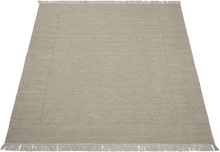 Carica l'immagine nel visualizzatore di Gallery, Sera Rug incl. Underlay