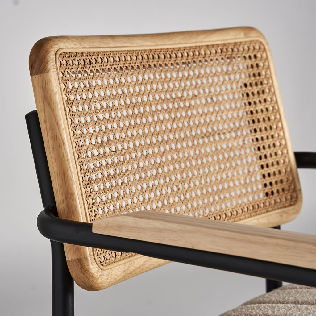 Rattan lounge chair