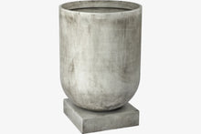 Load image into Gallery viewer, Podium Flowerpot Ø50 x H73 cm