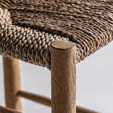 Laden Sie das Bild in den Galerie-Viewer, Natural fiber/teak wood chair