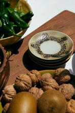 Load image into Gallery viewer, 70s ceramics: saucer rocky