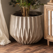 Carica l&#39;immagine nel visualizzatore di Gallery, ESSING AMPHORA VASE (SET OF 2)