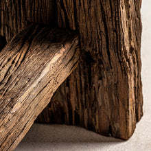 Cargar imagen en el visor de la galería, Recycled wood console table