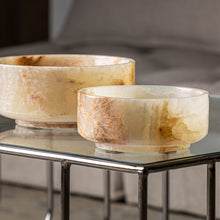 Carica l&#39;immagine nel visualizzatore di Gallery, ONYX CENTERPIECE (SET OF 2)