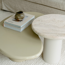 Charger l'image dans la galerie, Coffee table Loches W92.5 cm x D56 cm x H35 cm - Shining Pale khaki Stoneskin - Round edge