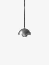 Laden Sie das Bild in den Galerie-Viewer, Flowerpot VP1 Verner Panton 1968