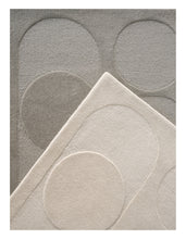 Carica l'immagine nel visualizzatore di Gallery, Orb Alliance Grey hand-tufted rug – detail 3 | Linie Design at Bois Blanc Home, Limassol, Cyprus