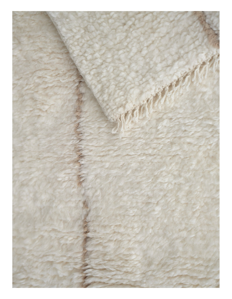 Astral Spiral Camel hand-knotted rug – close-up of the texture | Linie Design at Bois Blanc Home, Limassol, Cyprus