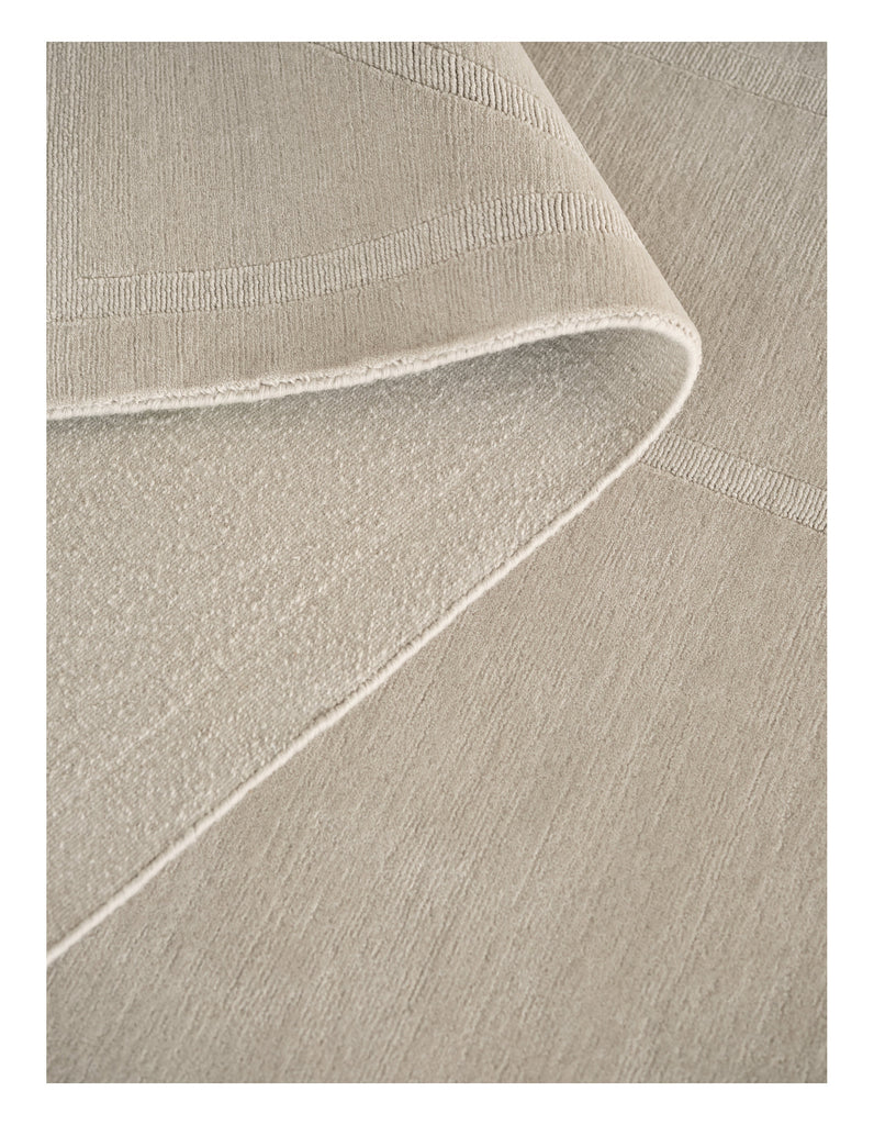 Elemental Verse Beige hand-knotted rug – close-up of the texture | Linie Design at Bois Blanc Home, Limassol, Cyprus