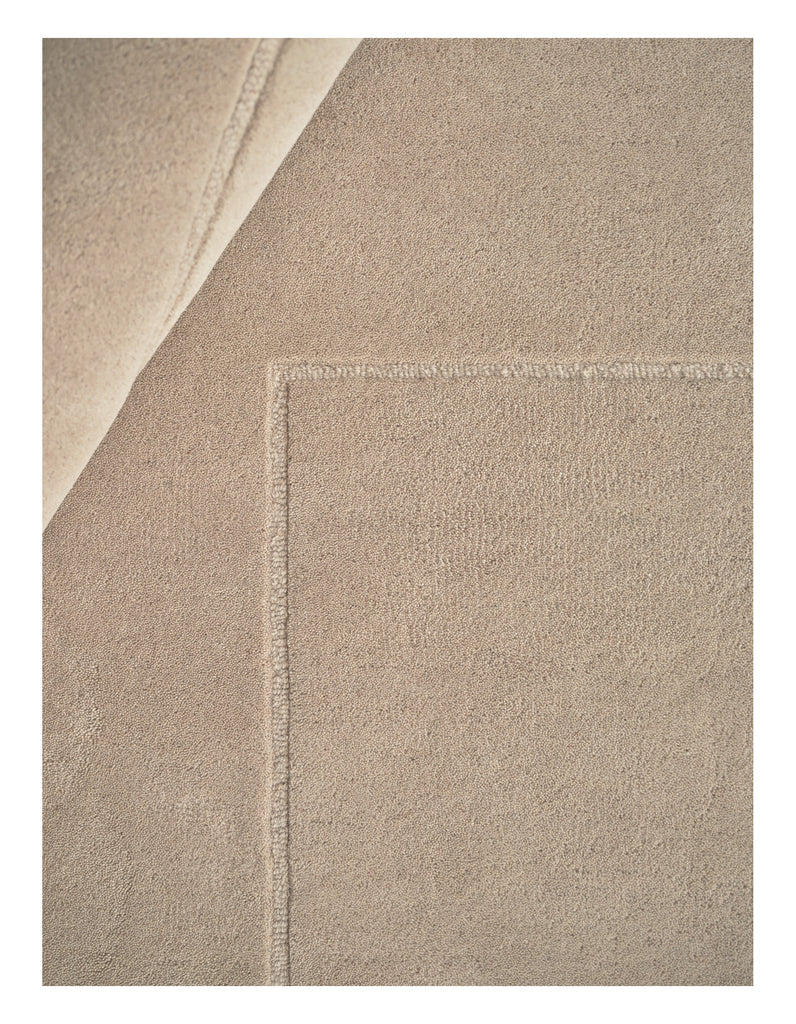 Lineal Poem Beige hand-tufted rug – close-up of the texture | Linie Design at Bois Blanc Home, Limassol, Cyprus